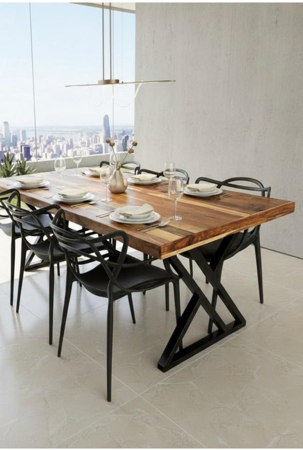 Mesa industrial ambiente com vista